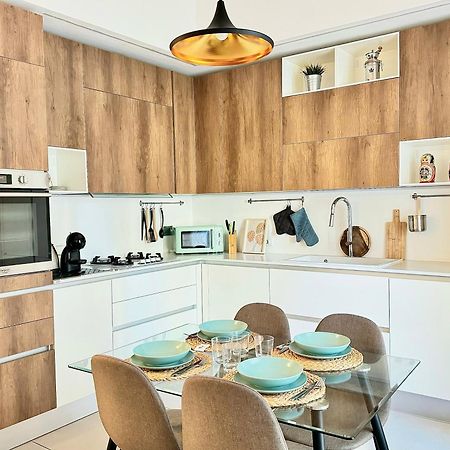 Porta Nuova - Alpitour Free Parking & Netflix Apartment Turin Ngoại thất bức ảnh