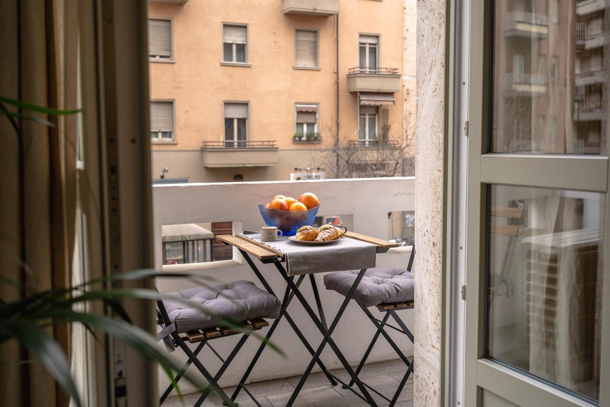 Porta Nuova - Alpitour Free Parking & Netflix Apartment Turin Ngoại thất bức ảnh